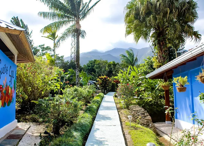 Sueño Río Celeste B&B